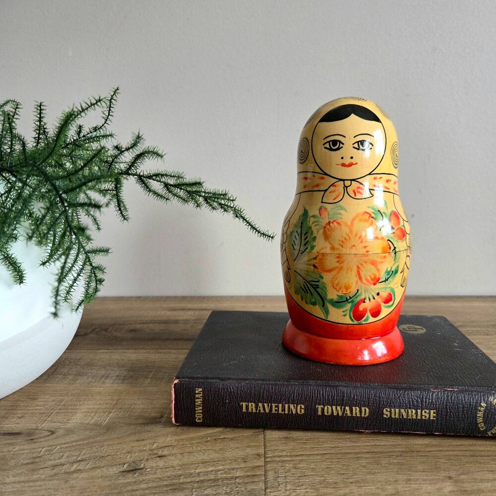 Set of 6 Russian vintage traditional nesting dolls. Matryoshka Babushka USSR - Picture 4 of 6
